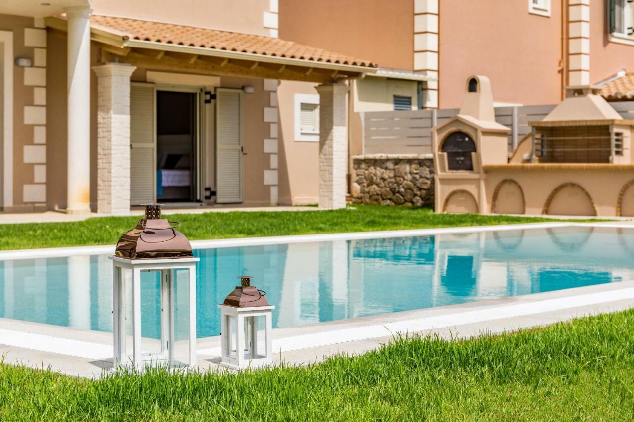 Villa Johnnie Pouládes Extérieur photo