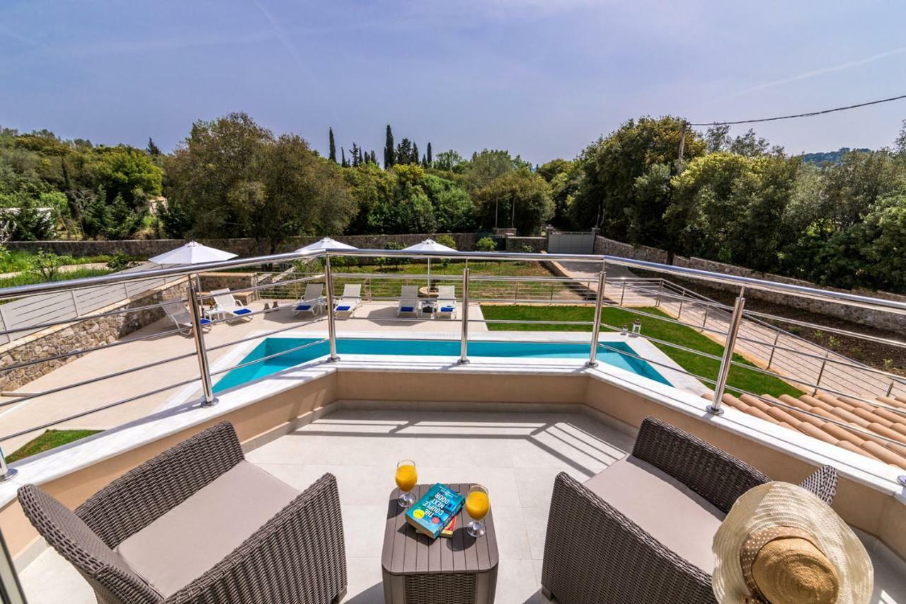 Villa Johnnie Pouládes Extérieur photo